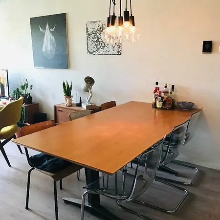 Amsterdamsevaart Apartment